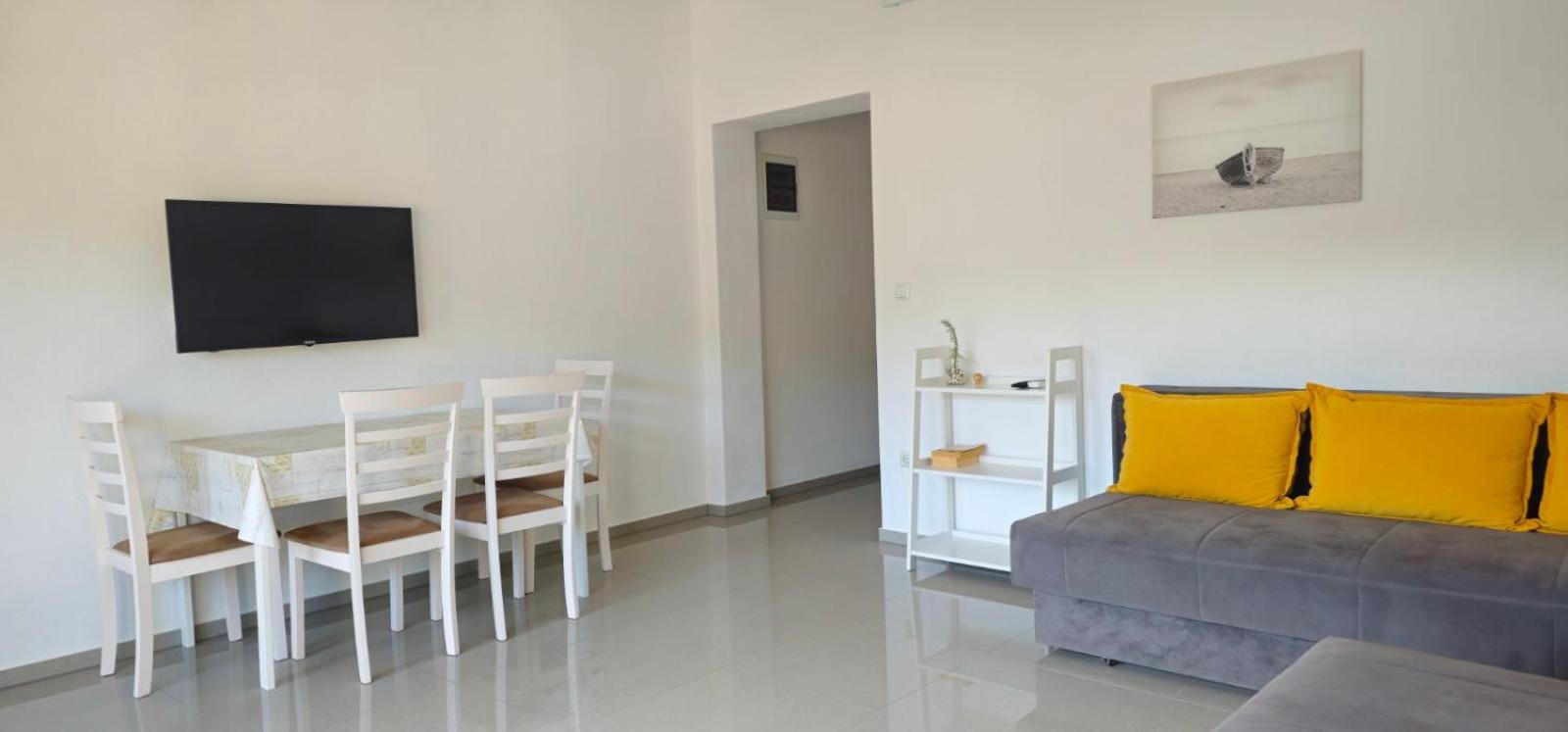 Apartament Dian